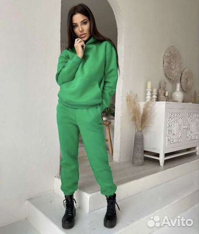 Спортивный костюм женский теплый новый