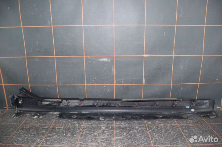 Накладка порога наружная левая - mini Hatch F56