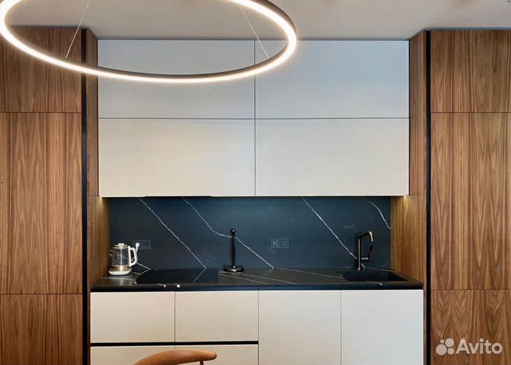 Кухня Белая с деревом на заказ собственное произво