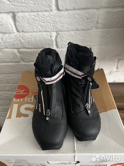 Лыжные ботинки rossignol