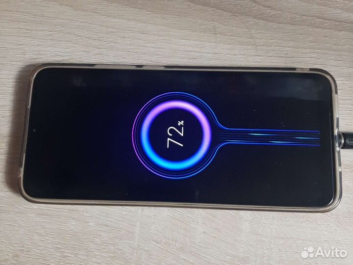 Магнитная зарядка для телефона