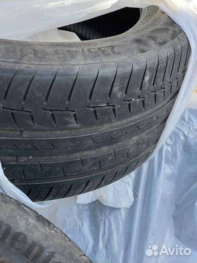 Continental PremiumContact 6 235/45 R18