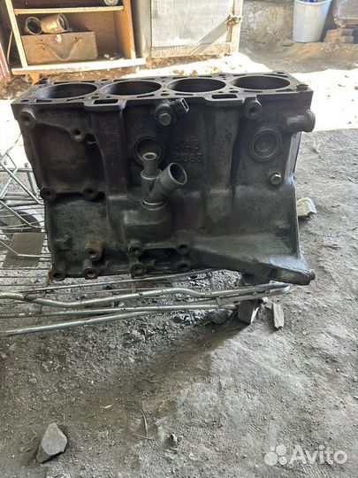 Блок двигателя ваз 2111 голый