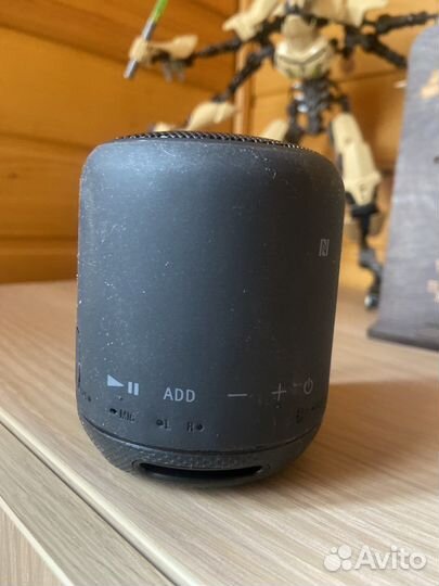 Портативная колонка Sony SRS-XB10