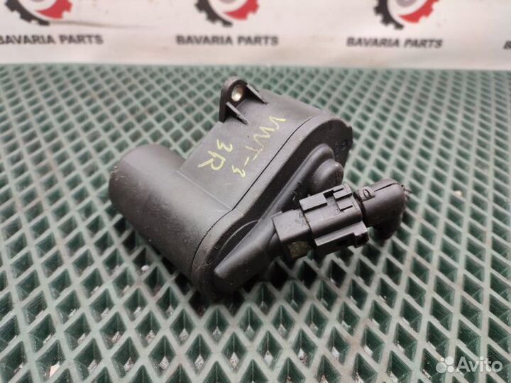 Моторчик стояночного тормоза правый Volkswagen