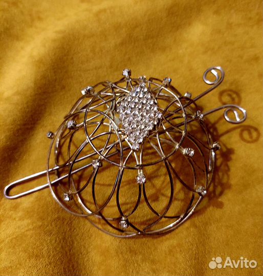 Заколка для волос