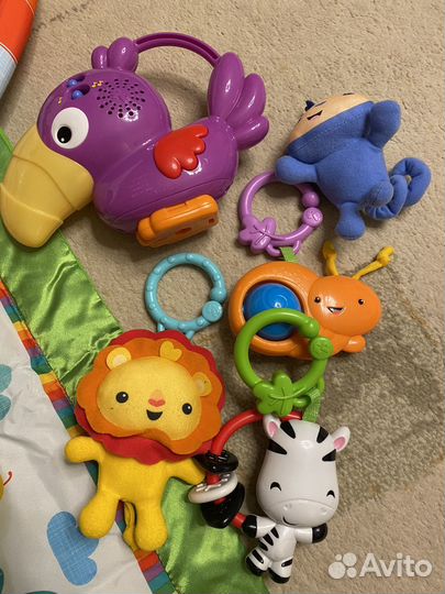 Развивающий коврик fisher price
