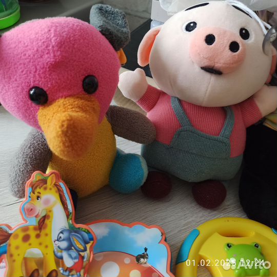 Развивающие игрушки пакетом