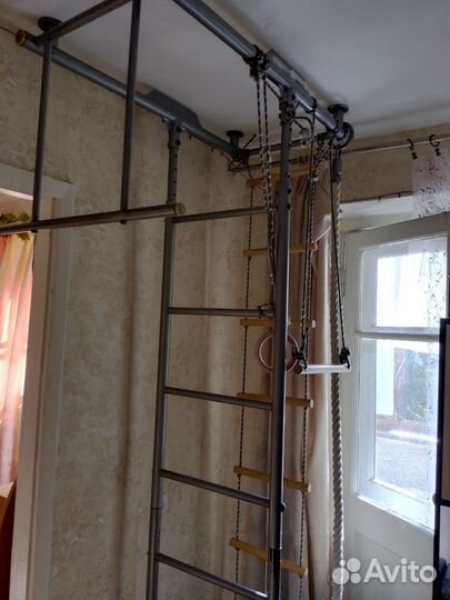 Шведская стенка с турником бу