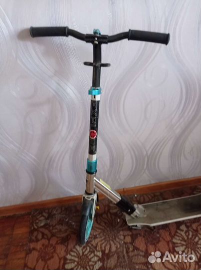 Самокат на 8- 11 лет бу