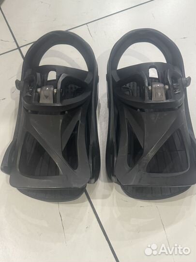 Крепления для сноуборда burton step on