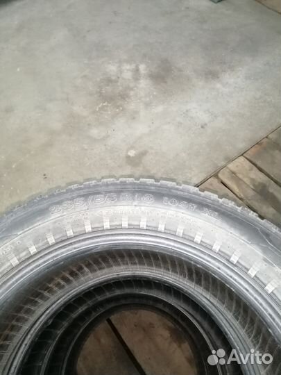 Nokian Tyres Hakkapeliitta 5 SUV 23.5/55 R18 104T