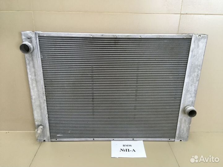 Радиатор охлаждения BMW 5 E60