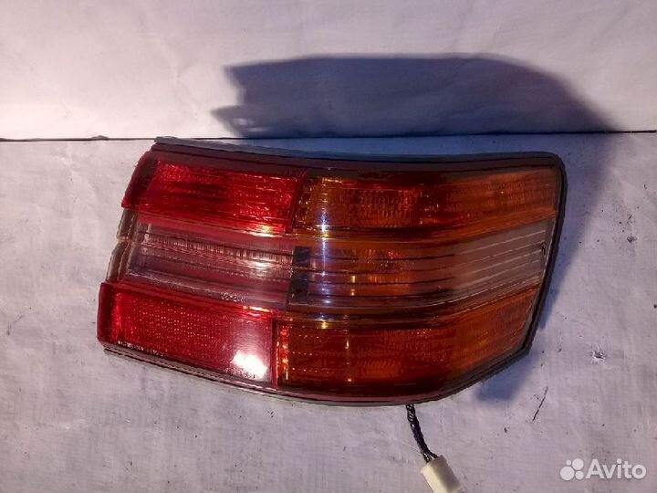 Фонарь (стоп сигнал) задний правый 22-248 правый T