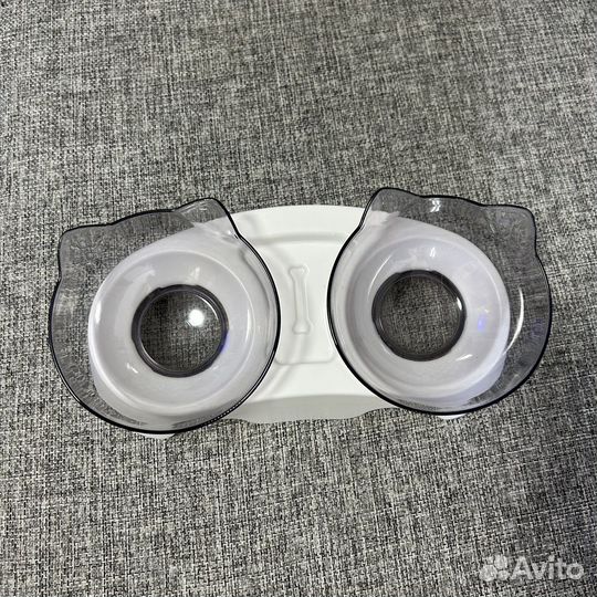 Кормушка для животных