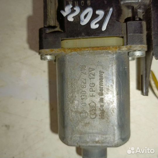 Моторчик стеклоподъёмника Ford Focus 2