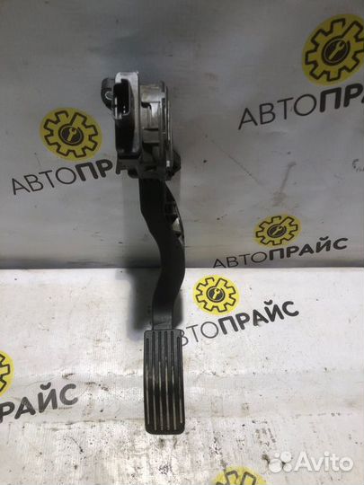 Педаль газа Peugeot 308 EP6 2008