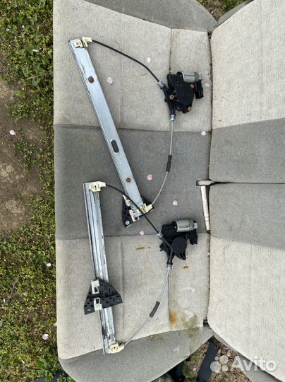 Стеклоподъемники передние Mazda 6 gg