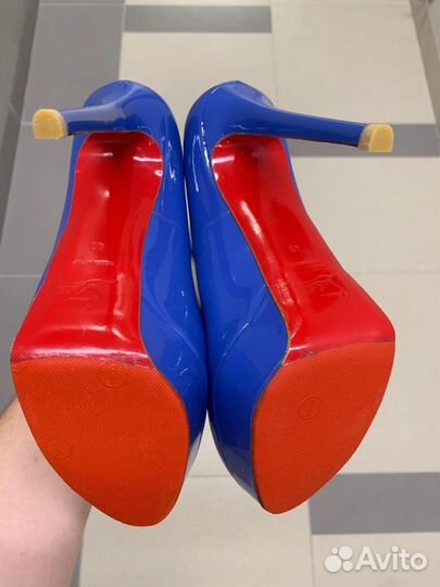 Туфли Christian Louboutin