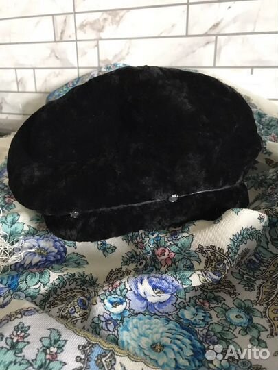 Берет женский