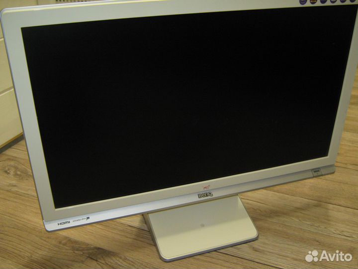 Монитор BenQ M2400HD