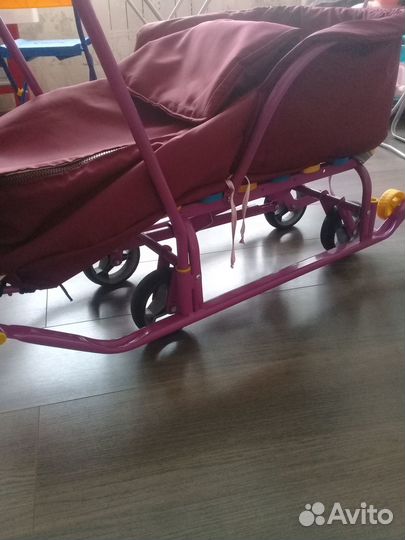 Детские санки с колесами