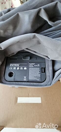 Надувной матрас Intex Delux