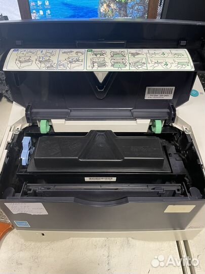 Принтер kyocera P 2135 dn