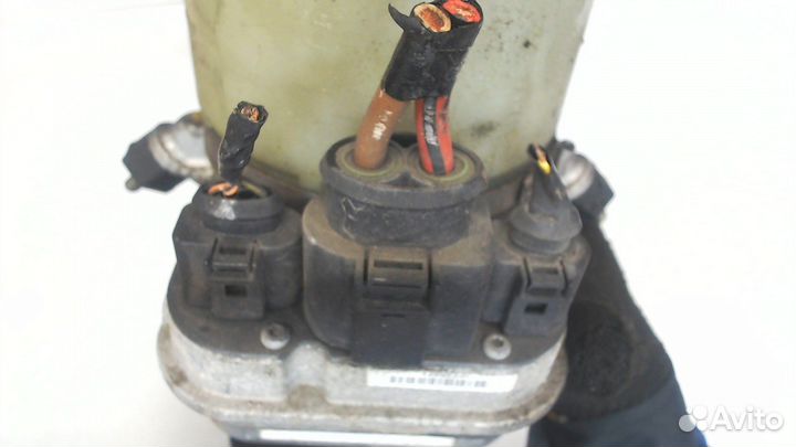 Насос усилителя руля Volkswagen Polo, 2005