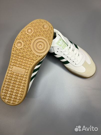 Кроссовки Adidas Samba женские