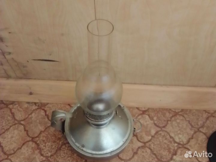 Керосиновая лампа