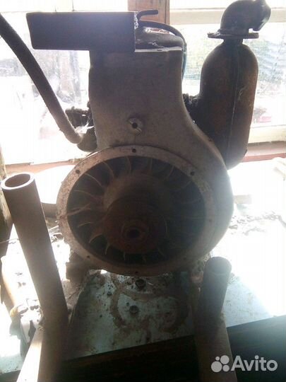 Двигатель двухтактный 2-сд