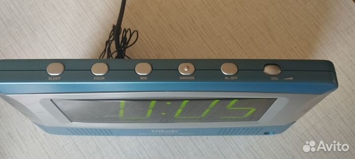 Радиочасы Vitek VT-3505