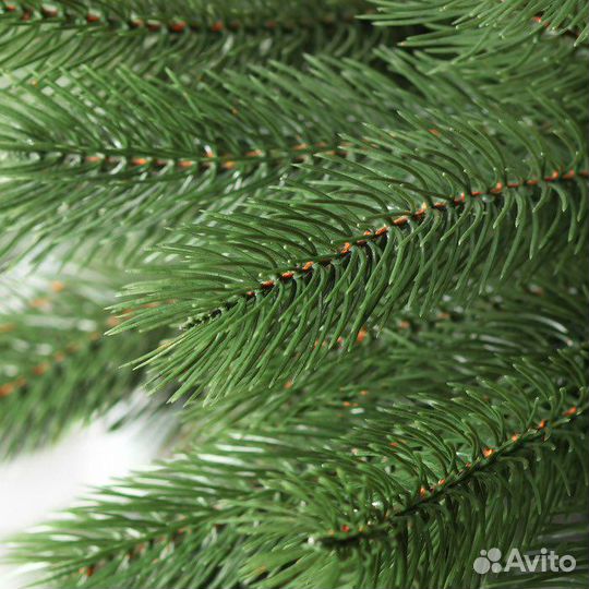 Елка искусственная заснеженная 220