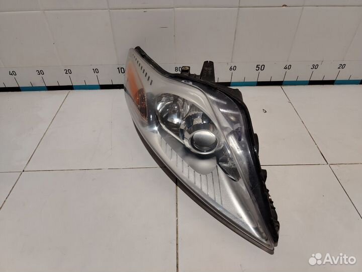 Фара правая Ford Mondeo