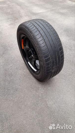 Колесо на автомобиль