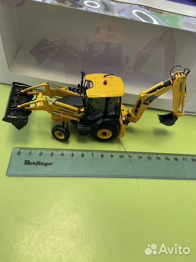 Komatsu Wb93r-8 1:50