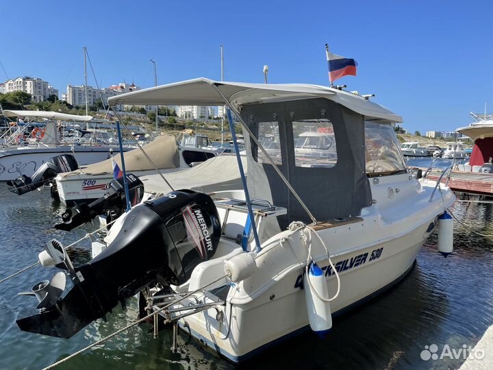 Каютный катер quicksilver 530