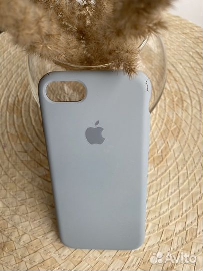Чехол на iPhone 7