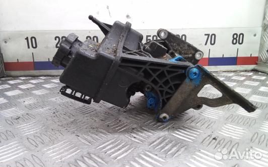 Насос гу дизельный mercedes benz vito W639 (2RT14BT01)