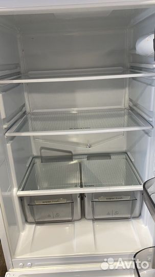 Холодильник ariston бу