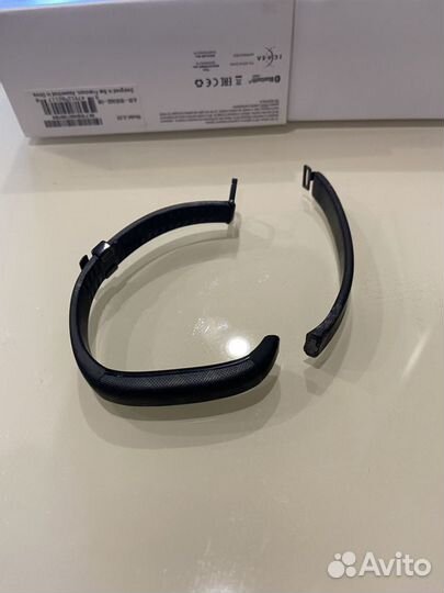 Фитнес-браслет Jawbone Up 2