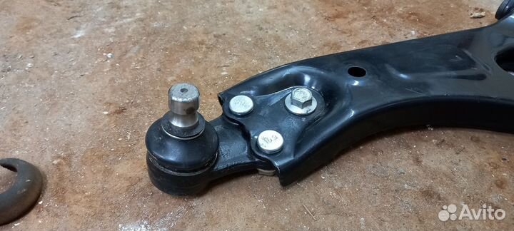 Рычаг поперечный передний левый hyundai ix35