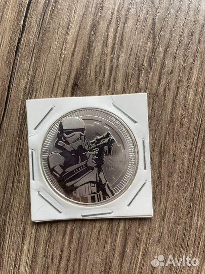 Монета Ниуэ 2 доллара 2018 штурмовик серебро