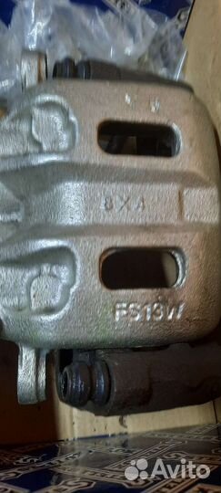 Суппорт передний паджеро 4