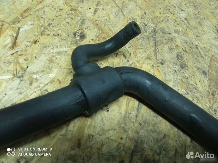 Патрубок отопителя Mercedes Benz w124 3