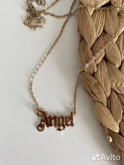 Кулон с цепочкой