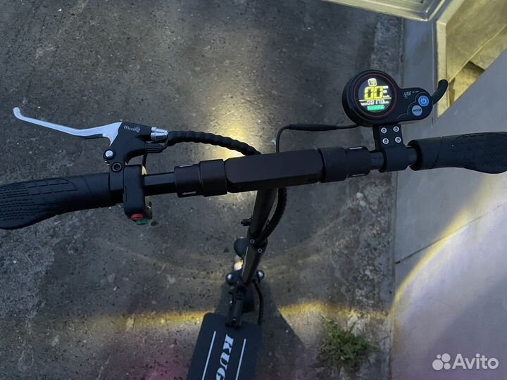 Самокат взрослый электрический