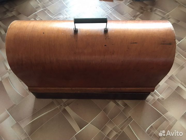 Швейная машина Singer