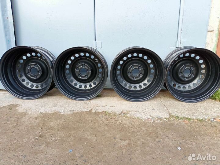 Диски стальные Nissan X-Trail r17